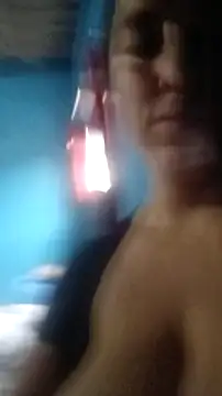 Lariamiga17 online show from 01.21.25