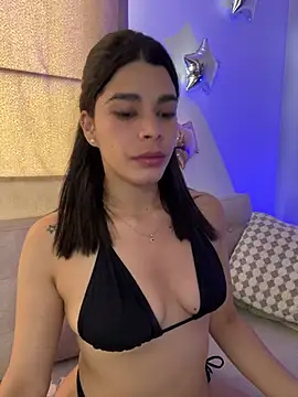 Snapshot of DaryRos chatting on 02.11.26 DaryRos online show from 02.11.26