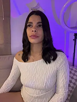 Snapshot of DaryRos chatting on 02.27.26 DaryRos online show from 02.27.26