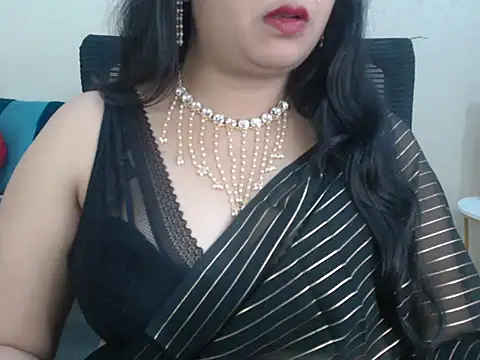 Snapshot of Inviting_Aanya chatting on 02.03.25 Inviting Aanya online show from 02.03.25