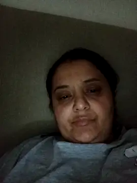 sarahhh1987 online show from 04.14.26