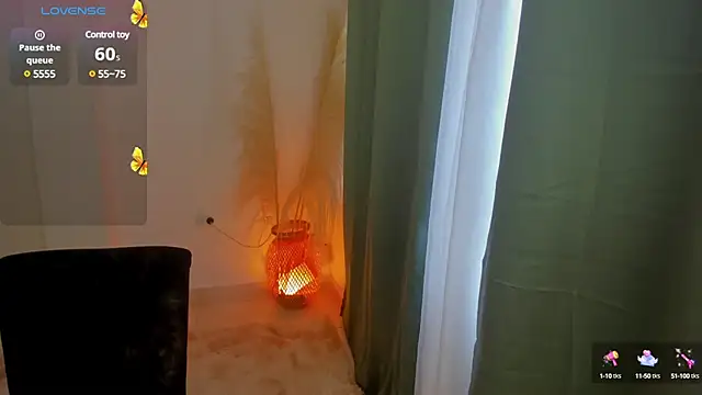 Snapshot of AnntoniaWood chatting on 02.20.25 AnntoniaWood online show from 02.20.25