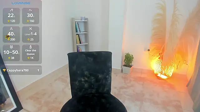 Snapshot of AnntoniaWood chatting on 03.19.25 AnntoniaWood online show from 03.19.25