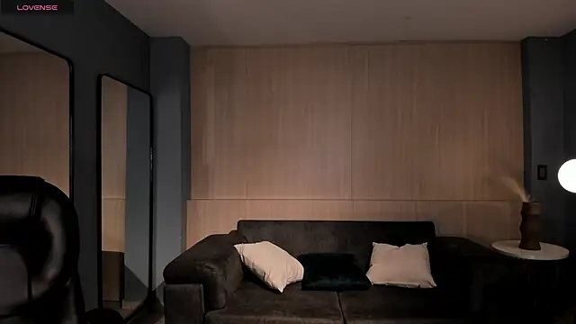 Snapshot of BellaRose_X chatting on 02.08.26 BellaRose X online show from 02.08.26