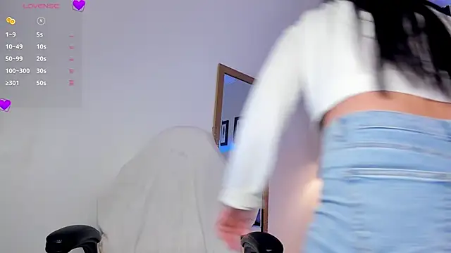 aliscollins  online show from 02.19.25