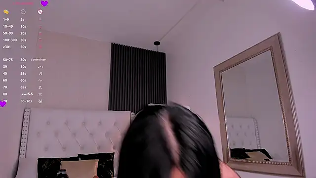 aliscollins  online show from 03.09.25