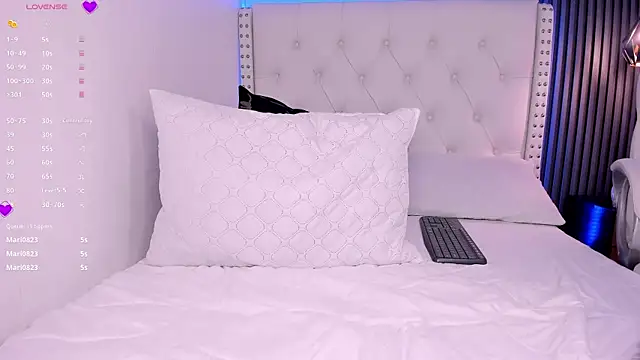 aliscollins  online show from 03.11.25