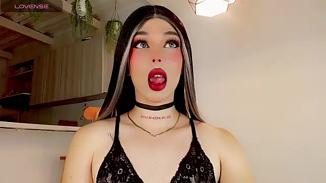 Marian LV online show from 02.23.25