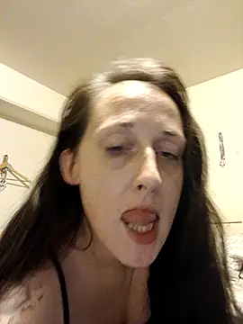 PhatAss Kummmilla online show from 11.30.25