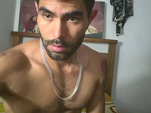 hideonbush051 online show from 04.29.26