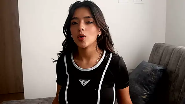 Rebecca 055 online show from 07.12.26