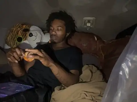 SlimeCrownzOut5 online show from 11.27.25