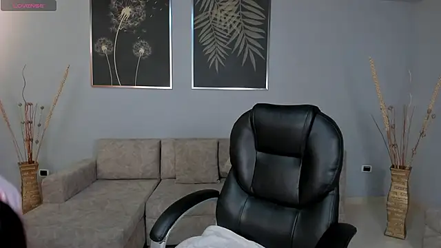 AnaisNin online show from 09.26.25