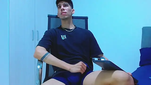 jhony-sex online show from 10.31.25