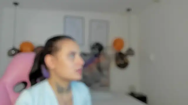 Susan-Sweet-7 online show from 10.22.25