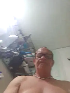 Snapshot of justjerkinaround666 chatting on 03.07.25 justjerkinaround666 online show from 03.07.25