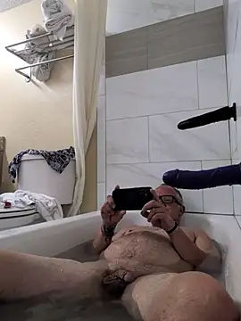 Snapshot of justjerkinaround666 chatting on 09.29.25 justjerkinaround666 online show from 09.29.25