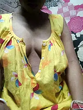 Snapshot of Bengoli--bhabhi chatting on 03.03.25 Bengoli--bhabhi online show from 03.03.25