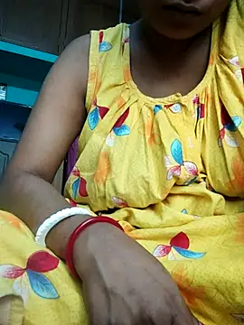 Snapshot of Bengoli--bhabhi chatting on 03.05.25 Bengoli--bhabhi online show from 03.05.25