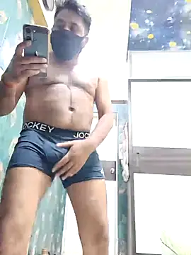 Snapshot of Daddy_inurhouse chatting on 10.22.25 Daddy inurhouse online show from 10.22.25