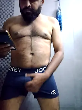 Snapshot of Daddy_inurhouse chatting on 11.06.25 Daddy inurhouse online show from 11.06.25