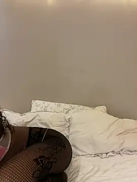 Snapshot of princesslola666 chatting on 01.06.25 princesslola666 online show from 01.06.25