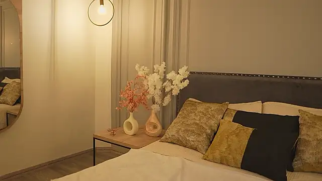 IrisBaker online show from 03.05.26