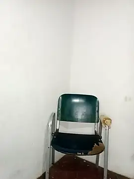 Snapshot of Mrdetonador chatting on 10.08.25 Mrdetonador online show from 10.08.25