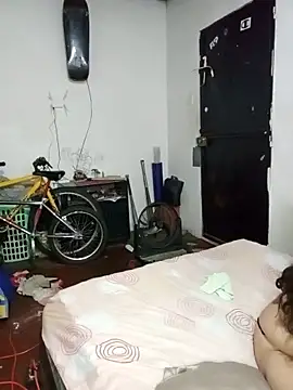 Snapshot of Mrdetonador chatting on 11.15.25 Mrdetonador online show from 11.15.25