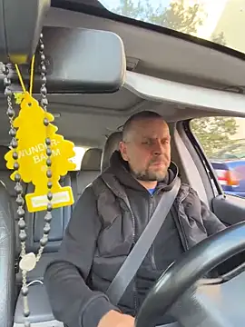 Huncutkuki online show from 11.02.25