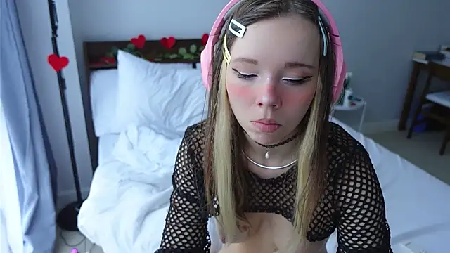 Snapshot of Ayra_Lust chatting on 02.17.25 Ayra Lust online show from 02.17.25