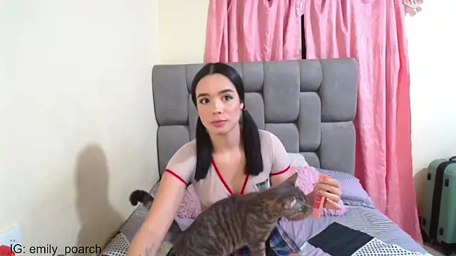 emilyaboott online show from 12.10.24