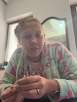 Snapshot of andreinitahg chatting on 01.17.25 andreinitahg online show from 01.17.25