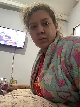 Snapshot of andreinitahg chatting on 03.17.25 andreinitahg online show from 03.17.25