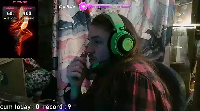 Snapshot of nicolasdumand21 chatting on 12.05.24 nicolasdumand21 online show from 12.05.24