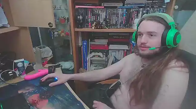 Snapshot of nicolasdumand21 chatting on 02.22.25 nicolasdumand21 online show from 02.22.25