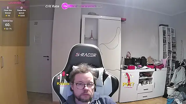 larsgessner30 online show from 11.08.25