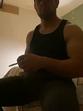 Snapshot of FumesClouds chatting on 02.17.25 FumesClouds online show from 02.17.25