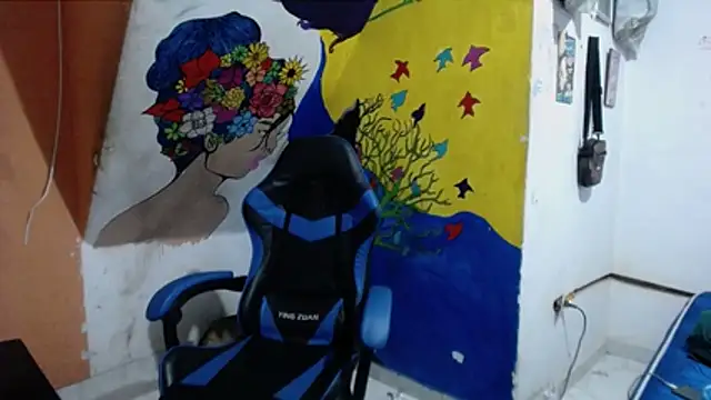 yohatinelly07 online show from 10.17.25