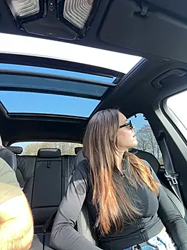 JuicyFruits93 online show from 03.04.26