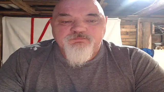 Snapshot of Newfiesausage1972 chatting on 02.25.26 Newfiesausage1972 online show from 02.25.26