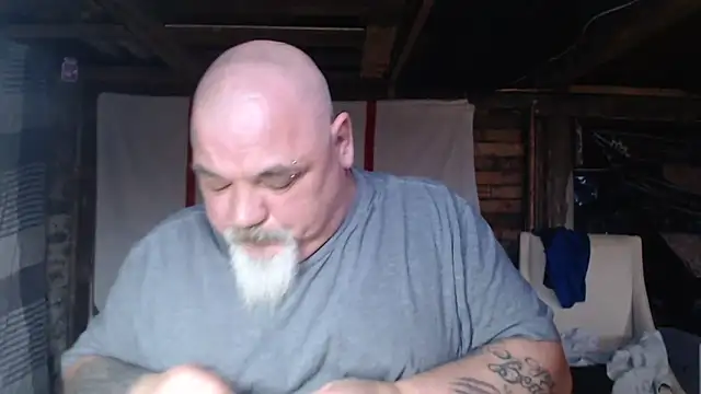 Snapshot of Newfiesausage1972 chatting on 02.27.26 Newfiesausage1972 online show from 02.27.26