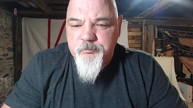 Snapshot of Newfiesausage1972 chatting on 03.01.26 Newfiesausage1972 online show from 03.01.26