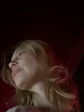 Snapshot of meanexx chatting on 01.14.26 meanexx online show from 01.14.26