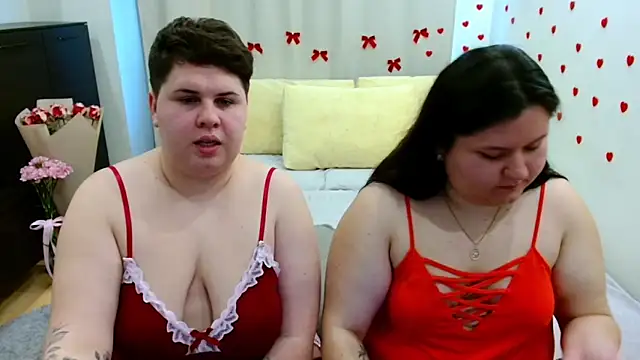 BeckyAndHellen online show from 10.28.25