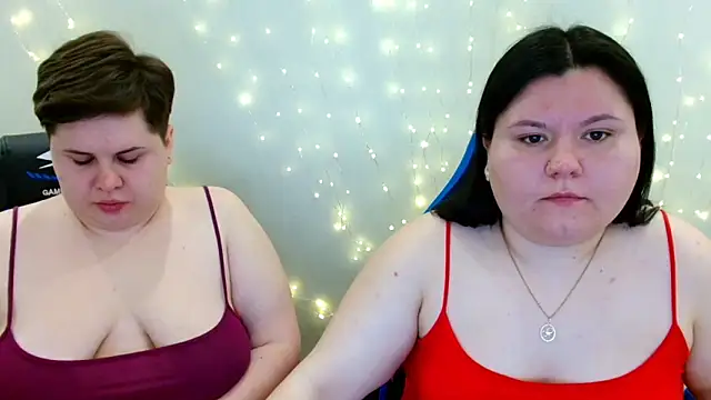 BeckyAndHellen online show from 04.15.26