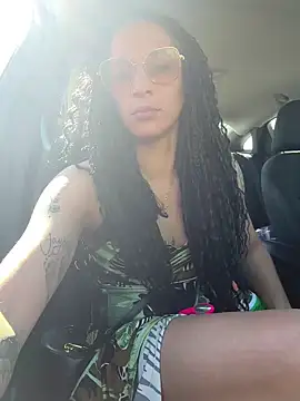 Shuggabutt online show from 03.08.26