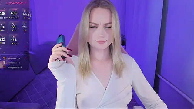 Honey blonde online show from 09.09.25