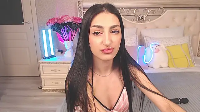 Snapshot of Lina_Robbins chatting on 02.16.26 Lina Robbins online show from 02.16.26