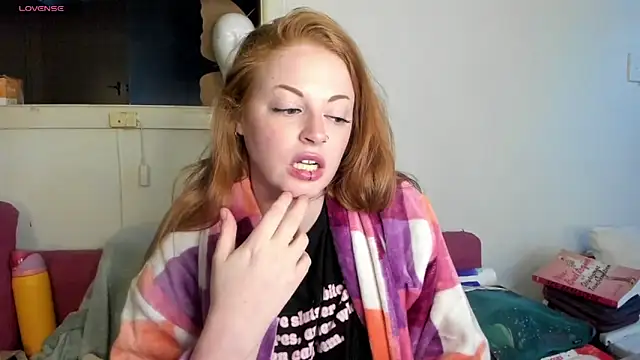 aaprill online show from 10.31.25